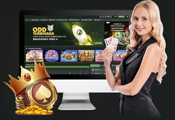 Tangan pemain memegang kartu di meja blackjack kasino langsung dengan dealer berbaju hitam